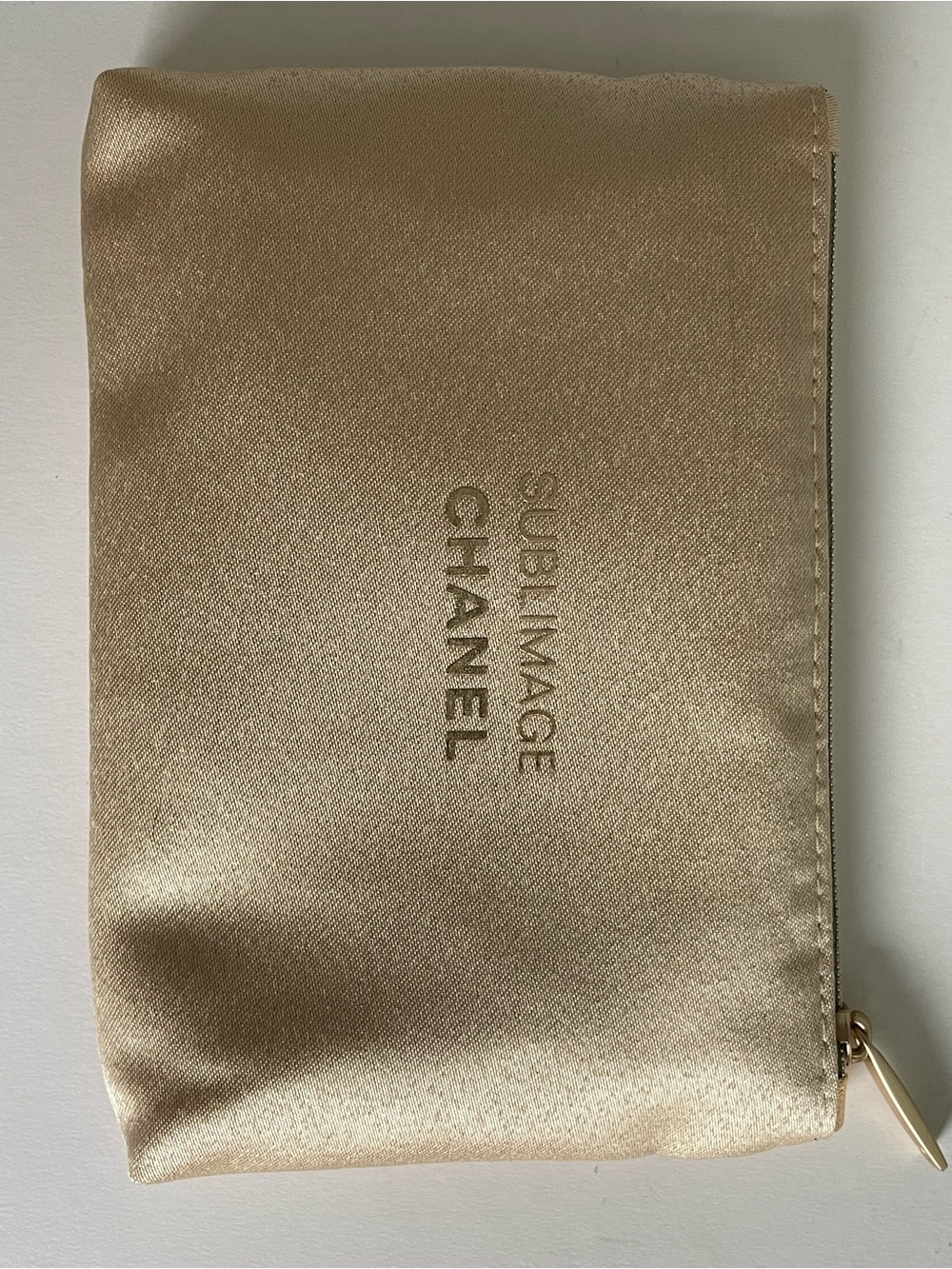 Chanel Cosmetic pouch - summer essentials